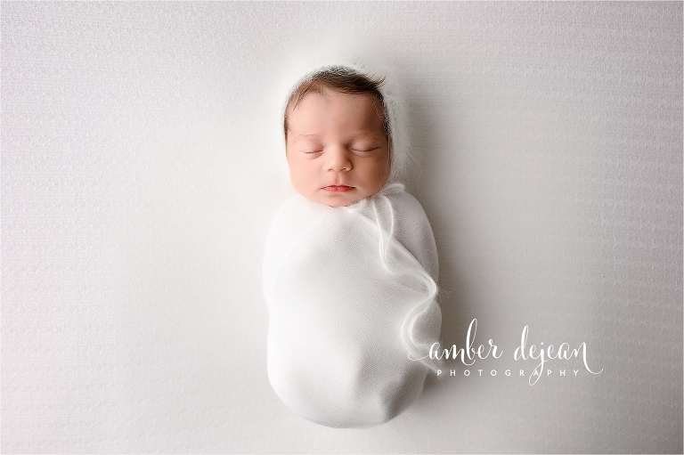 Caroline newborn portrait 
