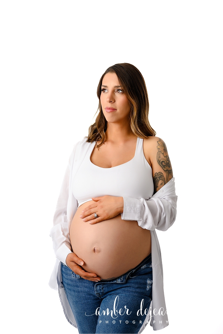 Nicollette Maternity Session